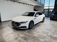 Używany VW Arteon R 150 KM (110 kW) 2018 Biały Sedan/Limuzyna