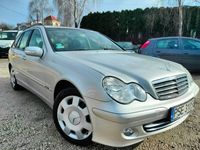 używany Mercedes C180 1.8dm 143KM 2005r. 237 000km