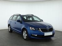 Używany Skoda Octavia 150 KM (110 kW) 2019 Niebieski Kombi