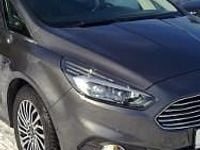 Używany Ford S-MAX Titanium S 150 KM (110 kW) 2018 Szary Minivan