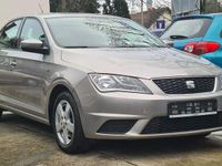 Używany Seat Toledo 105 KM (77 kW) 2014 Beżowy Sedan/Limuzyna