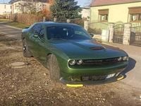 Używany Dodge Challenger 2019 Zielony Coupe