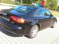 Używany Audi A4 2013 Czarny Sedan/Limuzyna