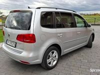 Używany VW Touran 2015 Srebrny Minivan