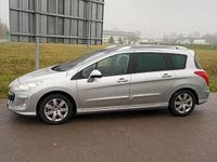 używany Peugeot 308 SW 1,6 benzyna 2010 rok