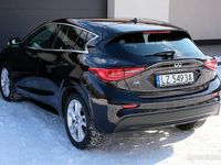 Używany Infiniti Q30 110 KM (80 kW) 2016 Fioletowy Hatchback