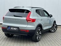 Używany Volvo XC40 197 KM (144 kW) 2025 Szary SUV