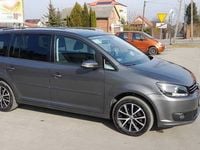 Używany VW Touran 105 KM (77 kW) 2011 Grafitowy Minivan