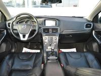 Używany Volvo V40 115 KM (84 kW) 2014 Czarny Hatchback