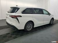 używany Toyota Sienna 2.5 SE