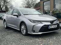 Używany Toyota Corolla 125 KM (91 kW) 2022 Srebrny Sedan/Limuzyna