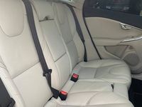 używany Volvo V40 D4 2.0 190 KM 2014rok Ocean Race