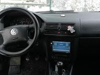 Używany VW Golf IV 2003 Srebrny Hatchback