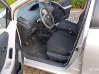 używany Toyota Yaris 1.0 benzyna 2007
