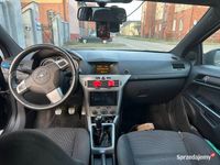 używany Opel Astra GTC Astra H1.9 CDTI 150 km