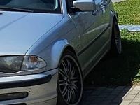 używany BMW 318 e461.9 gaz hak