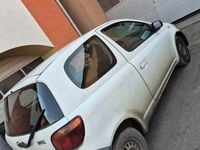 Używany Toyota Yaris 2005 Biały Hatchback