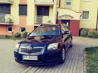 używany Toyota Avensis 2.0 D4D 126 KM