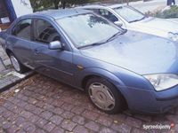 używany Ford Mondeo rok 2001 pojemność 1.8 benzyna