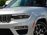 Używany Jeep Grand Cherokee Summit 388 KM (285 kW) 2024 Srebrny (metalik, perła) SUV
