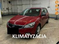 Używany Kia Ceed 2011 Czerwony Hatchback