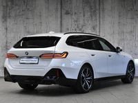 Używany BMW 520 Comfort Edition 190 KM (139 kW) 2025 Mineral white metallic metalizowany Kombi