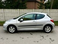 używany Peugeot 207 1.4dm 95KM 2009r. 187 943km