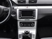 Używany VW CC 160 KM (117 kW) 2009 Szary Sedan/Limuzyna