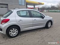 używany Peugeot 207 1.4 bezyna 2011r