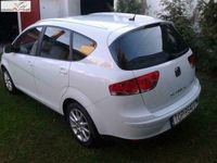 Używany Seat Altea XL Copa 105 KM (77 kW) 2011 Biały Minivan