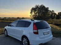 Używany Hyundai i30 2011 Biały Kombi