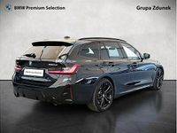 Używany BMW 320 Shadowline 190 KM (139 kW) 2023 Czarny szafir metalizowany Kombi