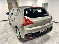 używany Peugeot 3008 1.6dm 110KM 2010r. 186 000km