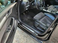 Używany Audi A3 2014 Czarny Hatchback