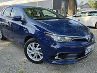 używany Toyota Auris 1.8 HSD 136KM Kamera Serwisowany Vat 23%