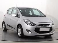 Używany Hyundai ix20 125 KM (91 kW) 2011 Srebrny Hatchback