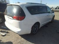 używany Chrysler Pacifica 3.6dm 287KM 2018r. 60 868km