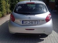 Używany Peugeot 208 2012 Srebrny Hatchback