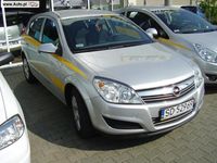 Używany Opel Astra Enjoy 90 KM (66 kW) 2007 Srebrny (metalik) Hatchback