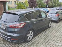 używany Ford S-MAX pakiet st 2016 r 180 kM 7 miejsc ful led