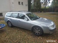 używany Ford Mondeo kombi 2.0 130KM