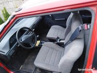 używany Mazda 323 wersja USA automat klima elektryczne pasy