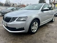 Używany Skoda Octavia 115 KM (84 kW) 2019 Srebrny (metalik) Sedan/Limuzyna