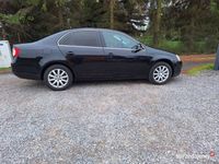Używany VW Jetta 105 KM (77 kW) 2006 Granatowy Sedan/Limuzyna