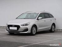 Używany Hyundai i30 120 KM (88 kW) 2019 Srebrny Kombi