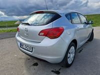 używany Opel Astra 1.6dm 115KM 2012r. 239 876km