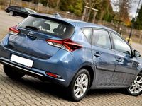 używany Toyota Auris Hybrid 1.8dm 99KM 2018r. 103 000km