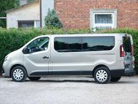 Używany Renault Trafic 125 KM (91 kW) 2017 Złoty (metalik) Minivan