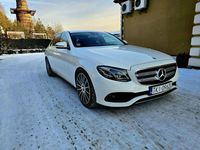 Używany Mercedes E220 195 KM (143 kW) 2016 Biały Sedan/Limuzyna