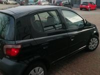 używany Toyota Yaris 2002 Benzyna